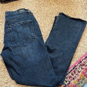 Express Jeans SkyScraper